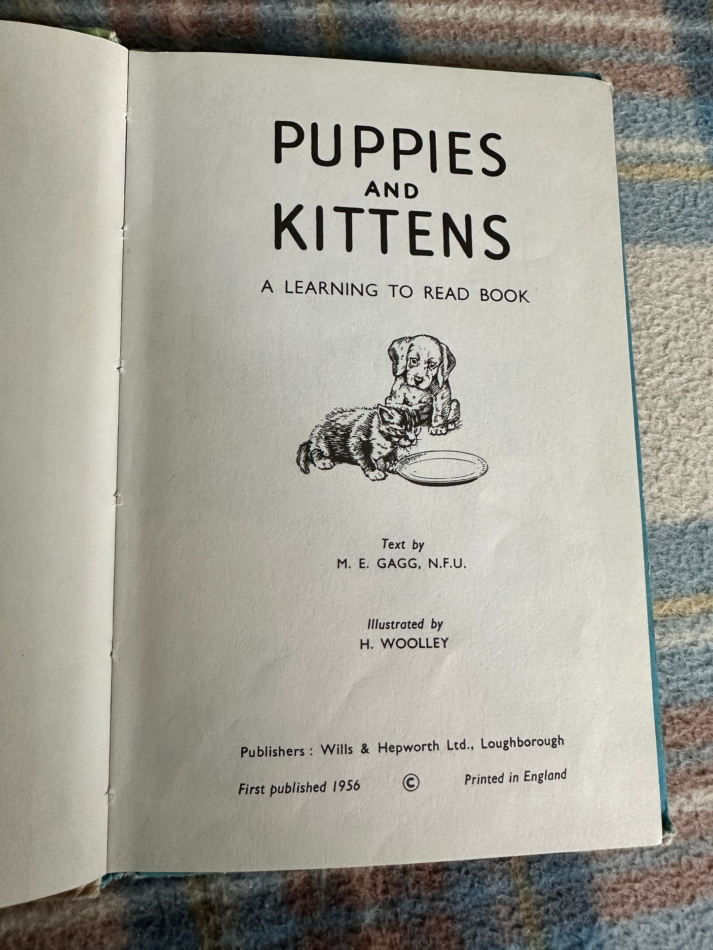 1972c Puppies & Kittens(Series 563) M. E. Gagg(H. Woolley Illust) Wills & Hepworth