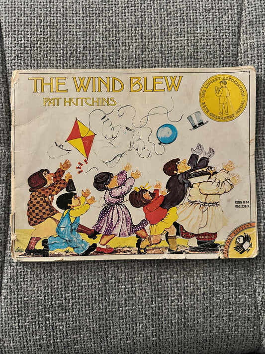 1980 The Wind Blew - Pat Hutchins (Picture Puffin)