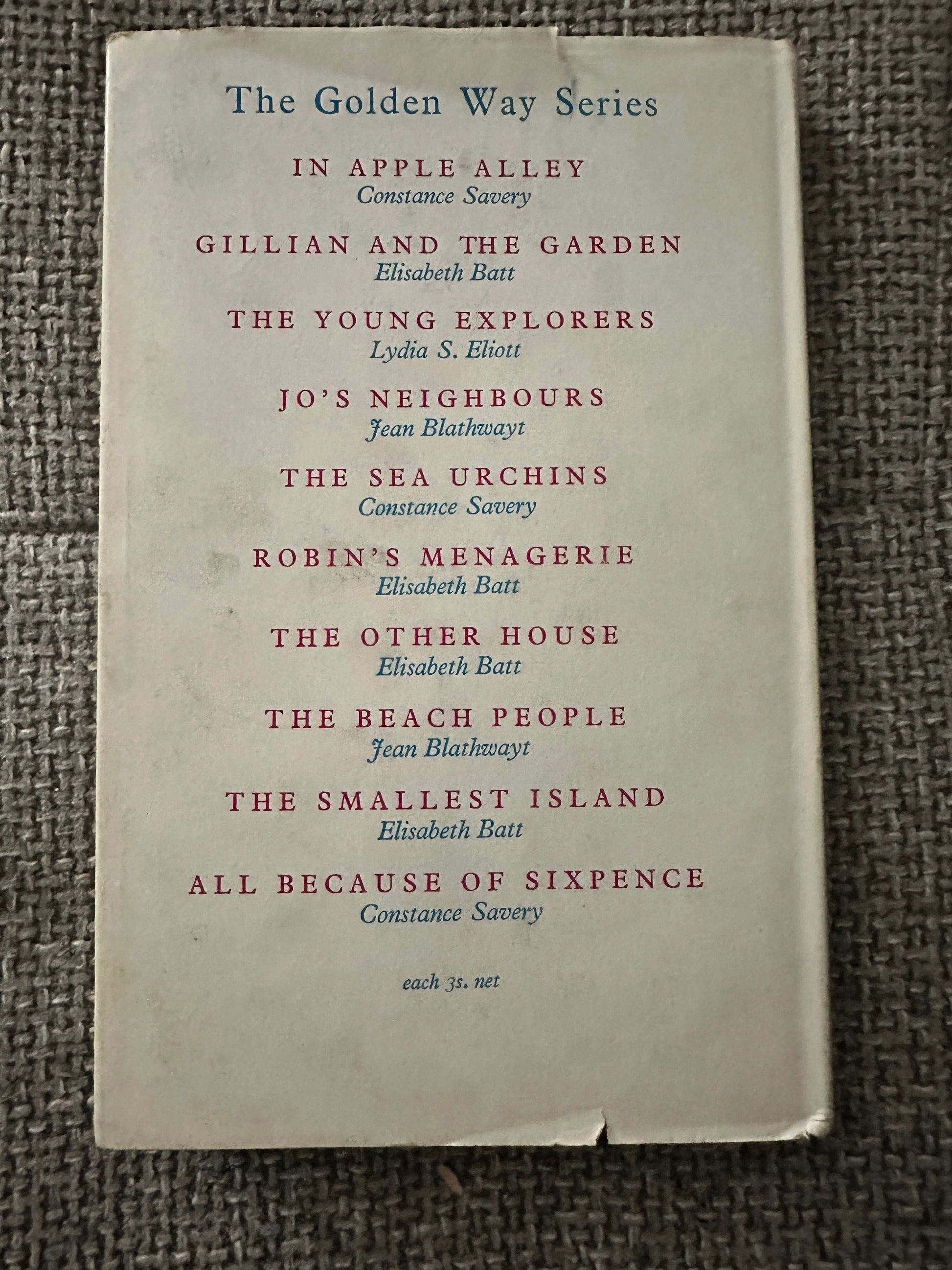 1963*1st* The Royal Caravan - Constance Savery ( T. R. Freeman Illust) Lutterworth Press