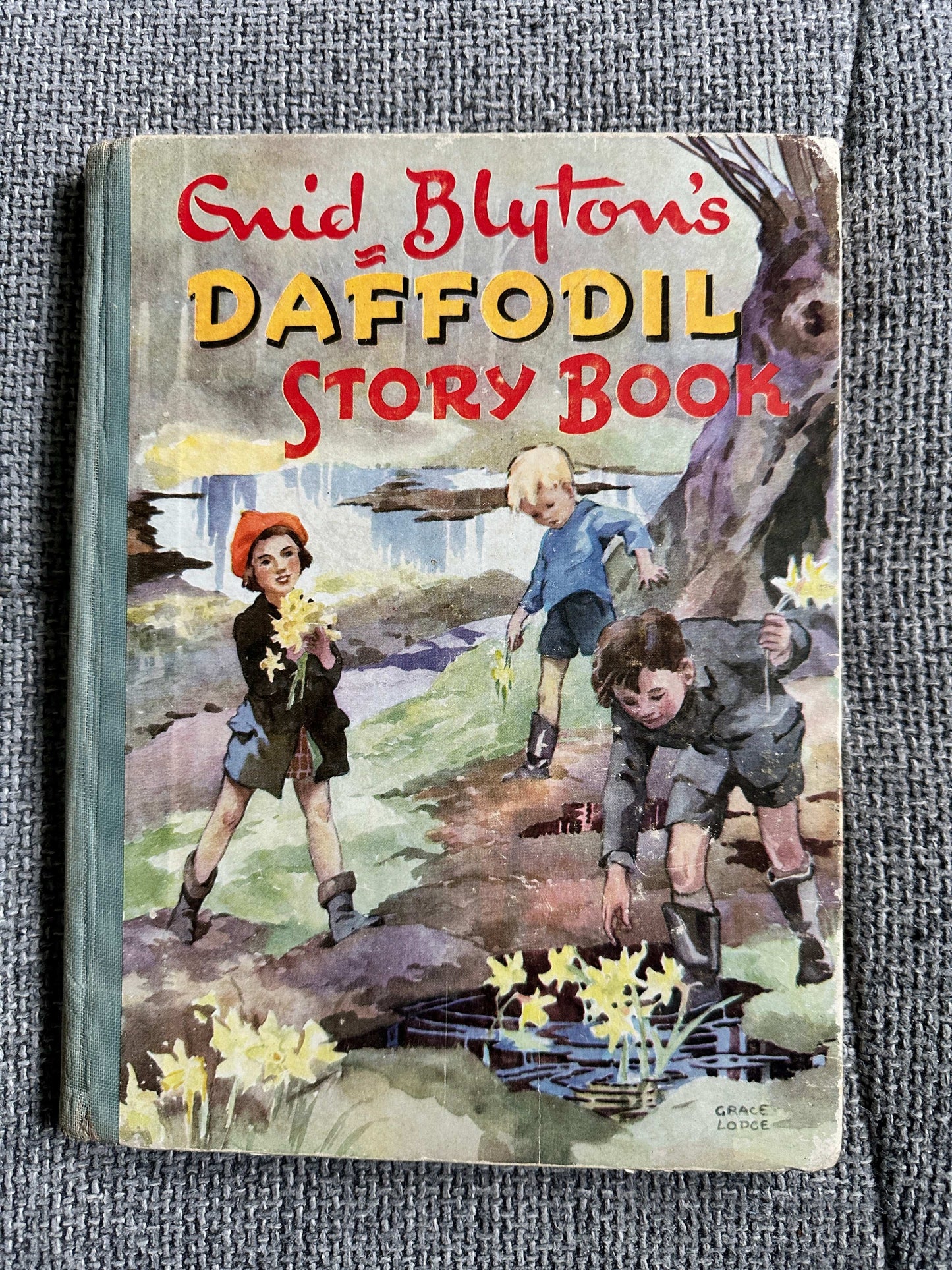 1954 Enid Blyton’s Daffodil Story Book - Enid Blyton (Grace Lodge Illust) Latimer House.