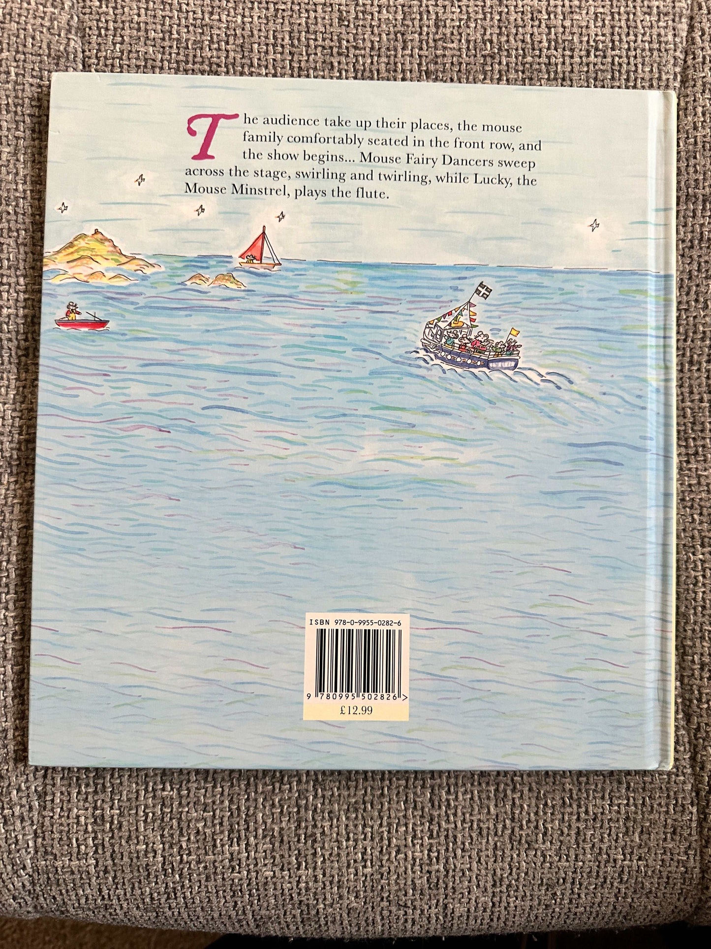 2017*Signed 1st* The Mousehole Mice & The Theatre By The Sea - Michelle Cartlidge (Mabecron Books)