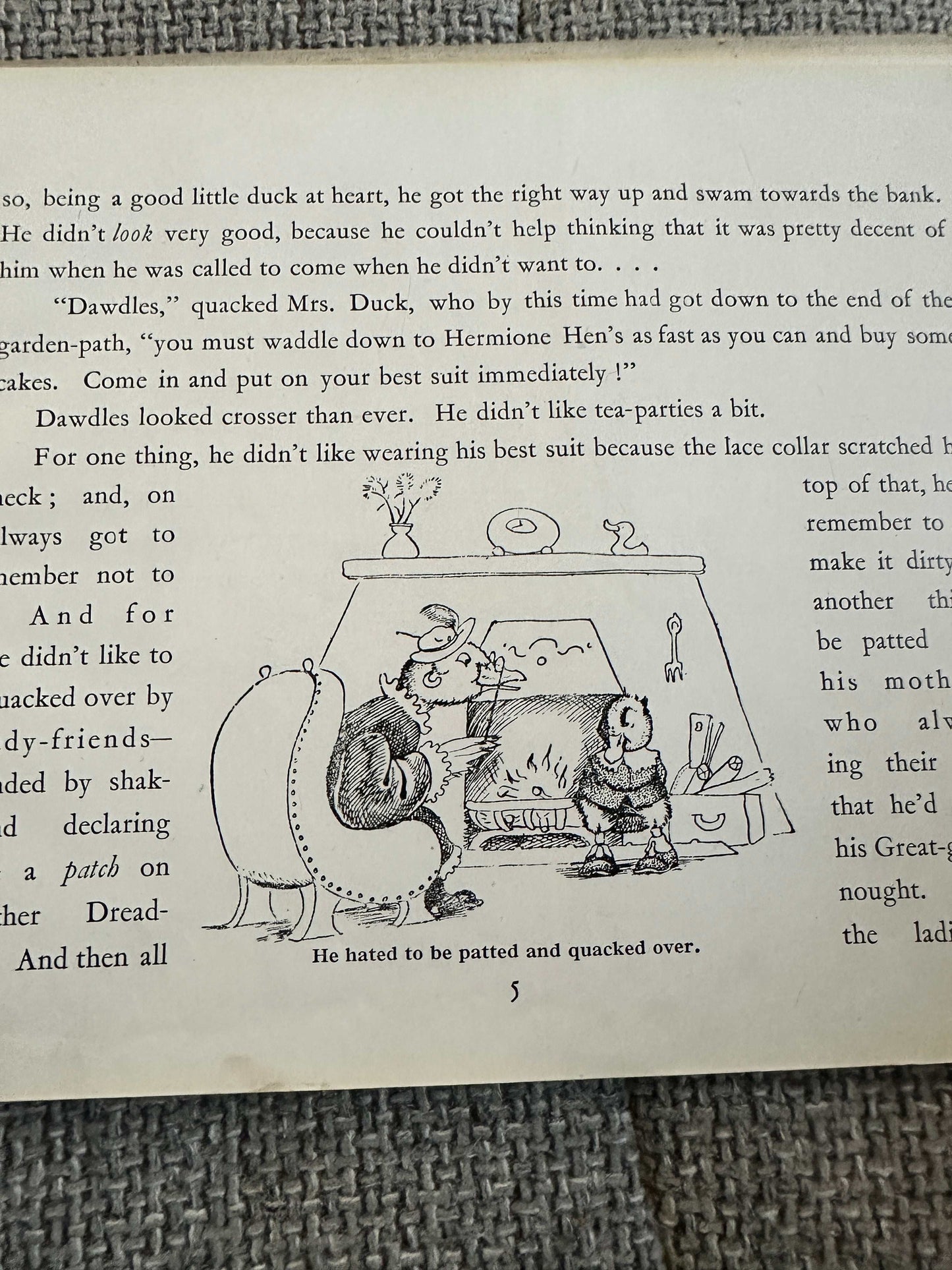 1943 Dawdles Duckling - Helen Haywood / Isobel St. Vincent (Hutchinson & Co Ltd)
