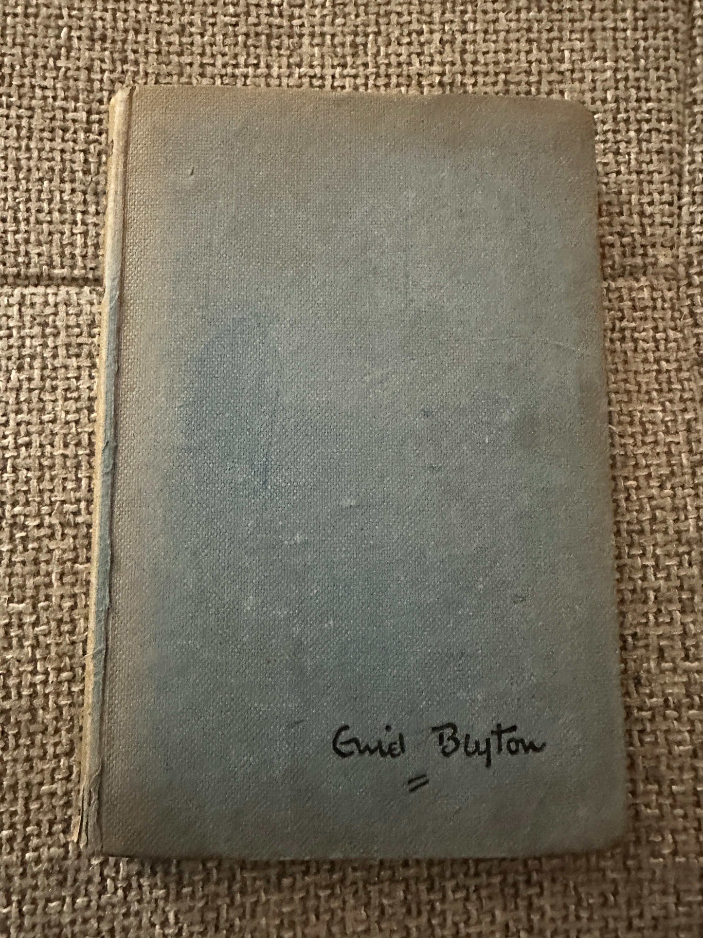 1956 The Buttercup Farm Family - Enid Blyton (Ruth Gervis Illust) Lutterworth Press