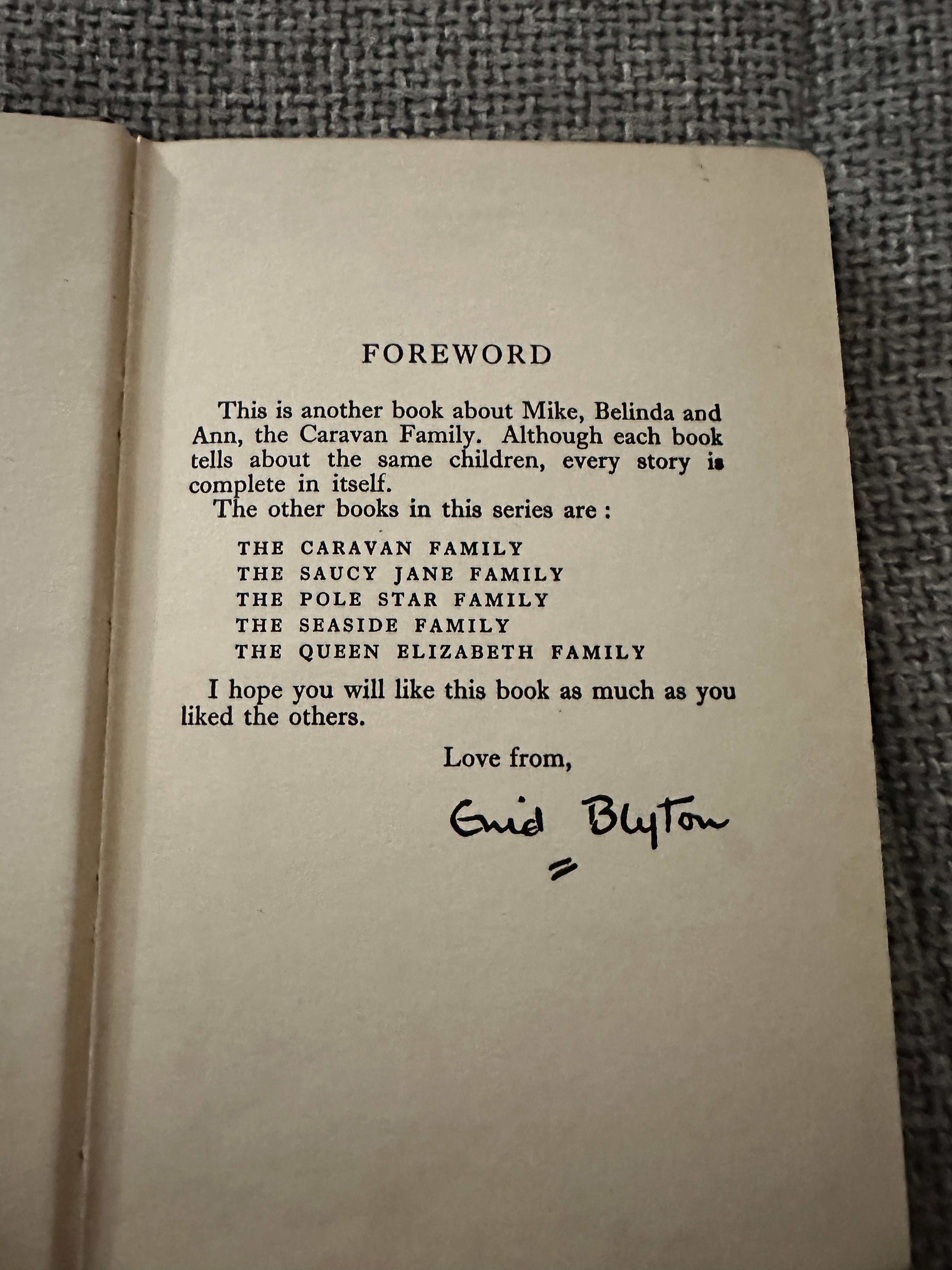 1956 The Buttercup Farm Family - Enid Blyton (Ruth Gervis Illust) Lutterworth Press
