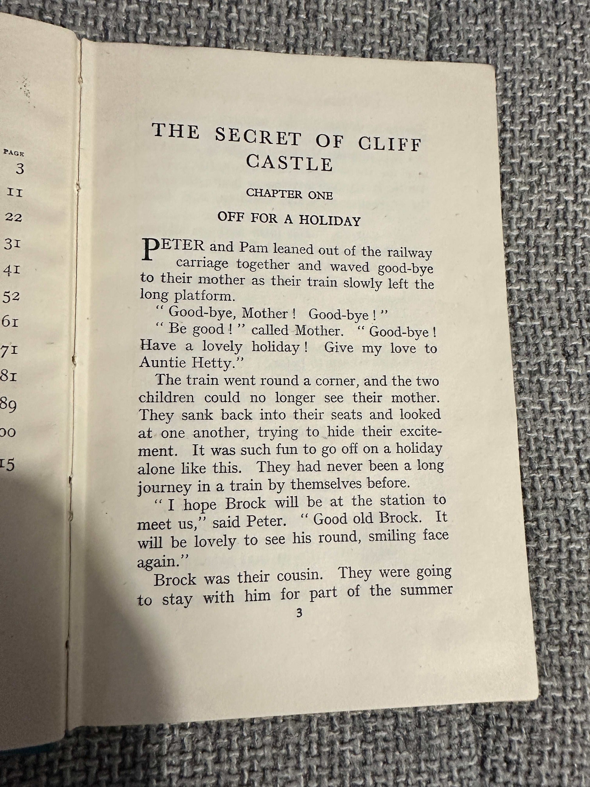 1947 The Secret Of Cliff Castle (Tower House Series) Mary Pollock (Enid Blyton) Lindsay Cable Illust (George Newnes Ltd)