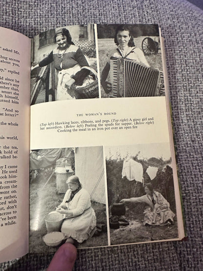 1962*1st* A Time From The World - Rowena Farre (Hutchinson)