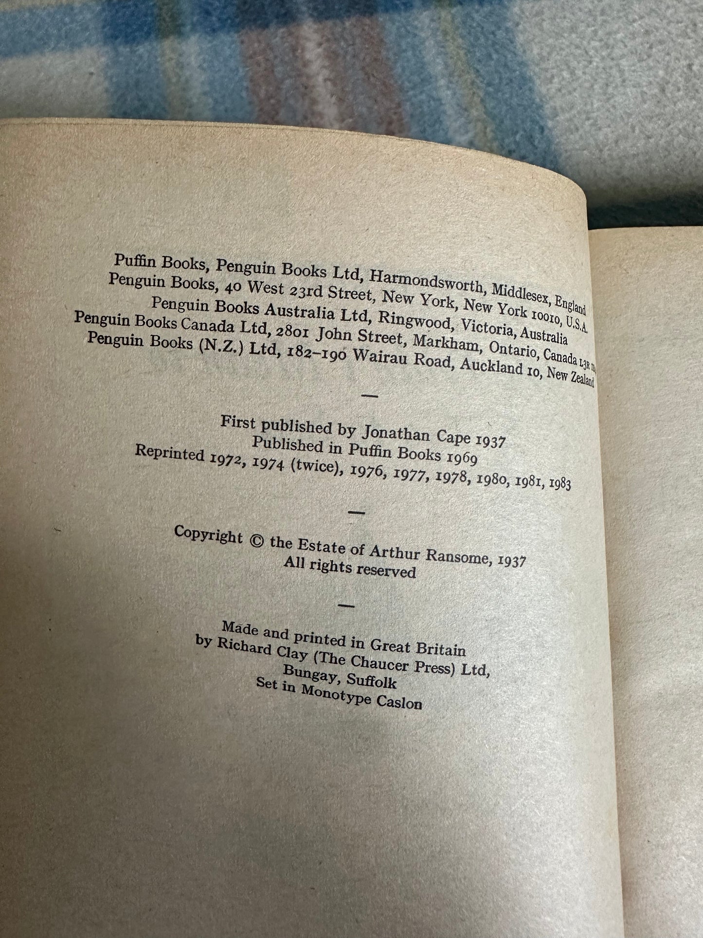 1983 We Didn’t Mean To Go To Sea - Arthur Ransome(Puffin)