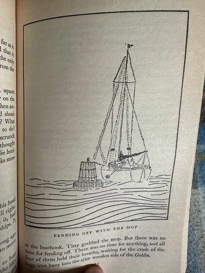 1983 We Didn’t Mean To Go To Sea - Arthur Ransome(Puffin)