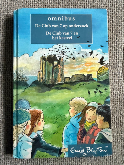 2011 Omnibus De Club Van 7 op Onderzoek / De Club Van 7 en het kasteel (Dutch) Enid Blyton (Dutch Media Trade)