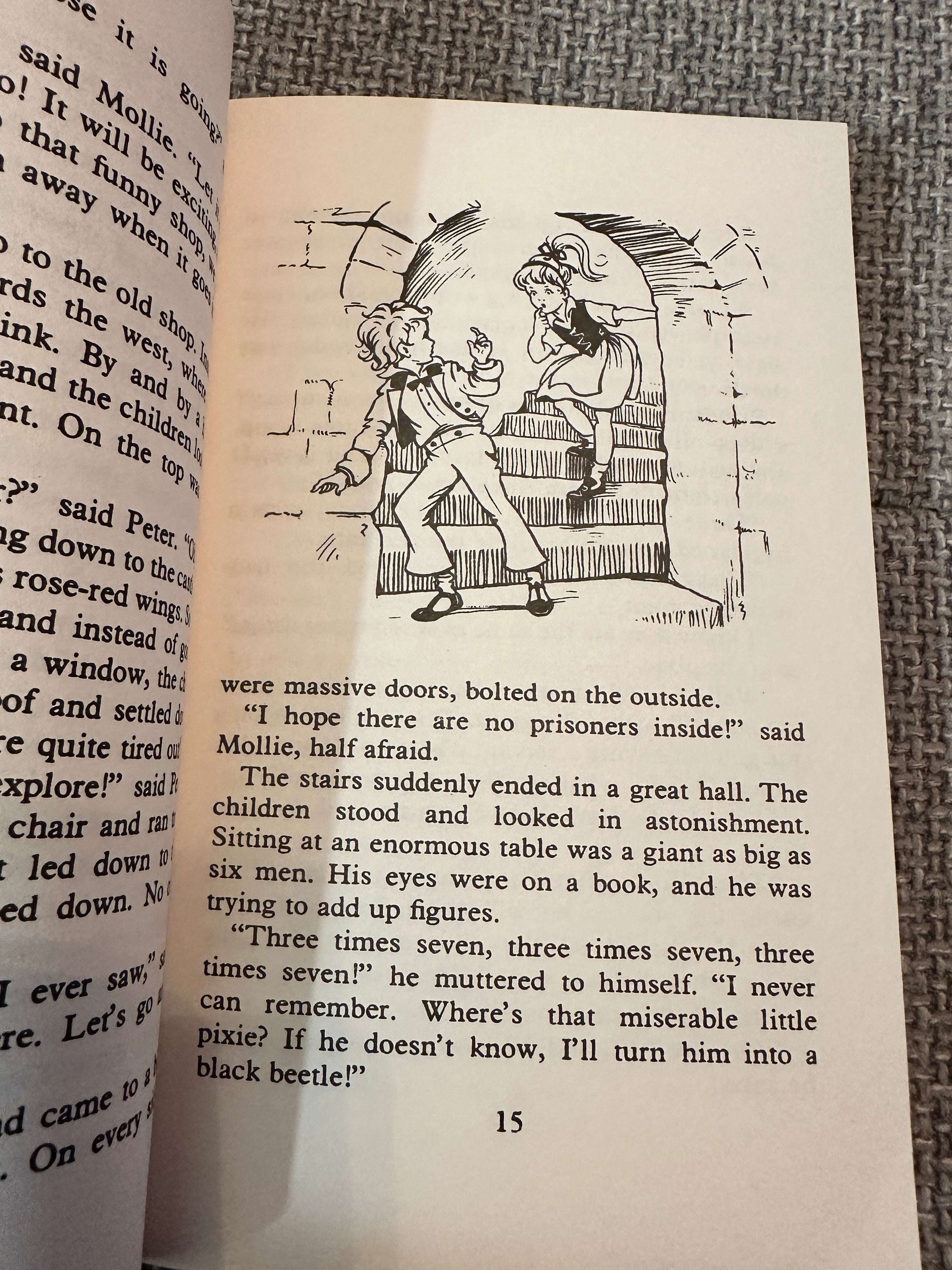 2017 The Adventures Of The Wishing-Chair - Enid Blyton (Dean & Son)