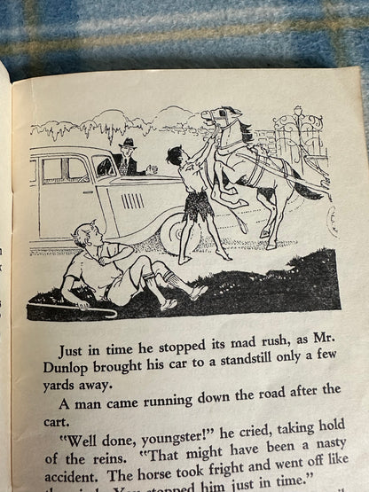 1958 Caravan Boy - Lavinia Derwent(Lorna A. Steele illustration) Whitcombe & Tombs Ltd publishers