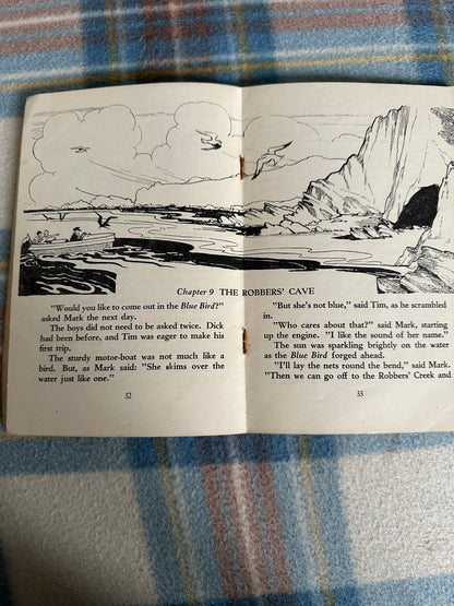 1958 Caravan Boy - Lavinia Derwent(Lorna A. Steele illustration) Whitcombe & Tombs Ltd publishers