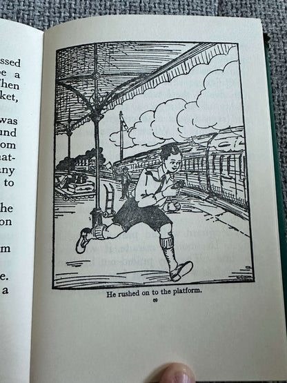 1951 The Magic Gate & Other Friday Afternoon Stories - Frances Mary Campbell (Good Luck Series) Thomas Nelson & Sons Ltd.