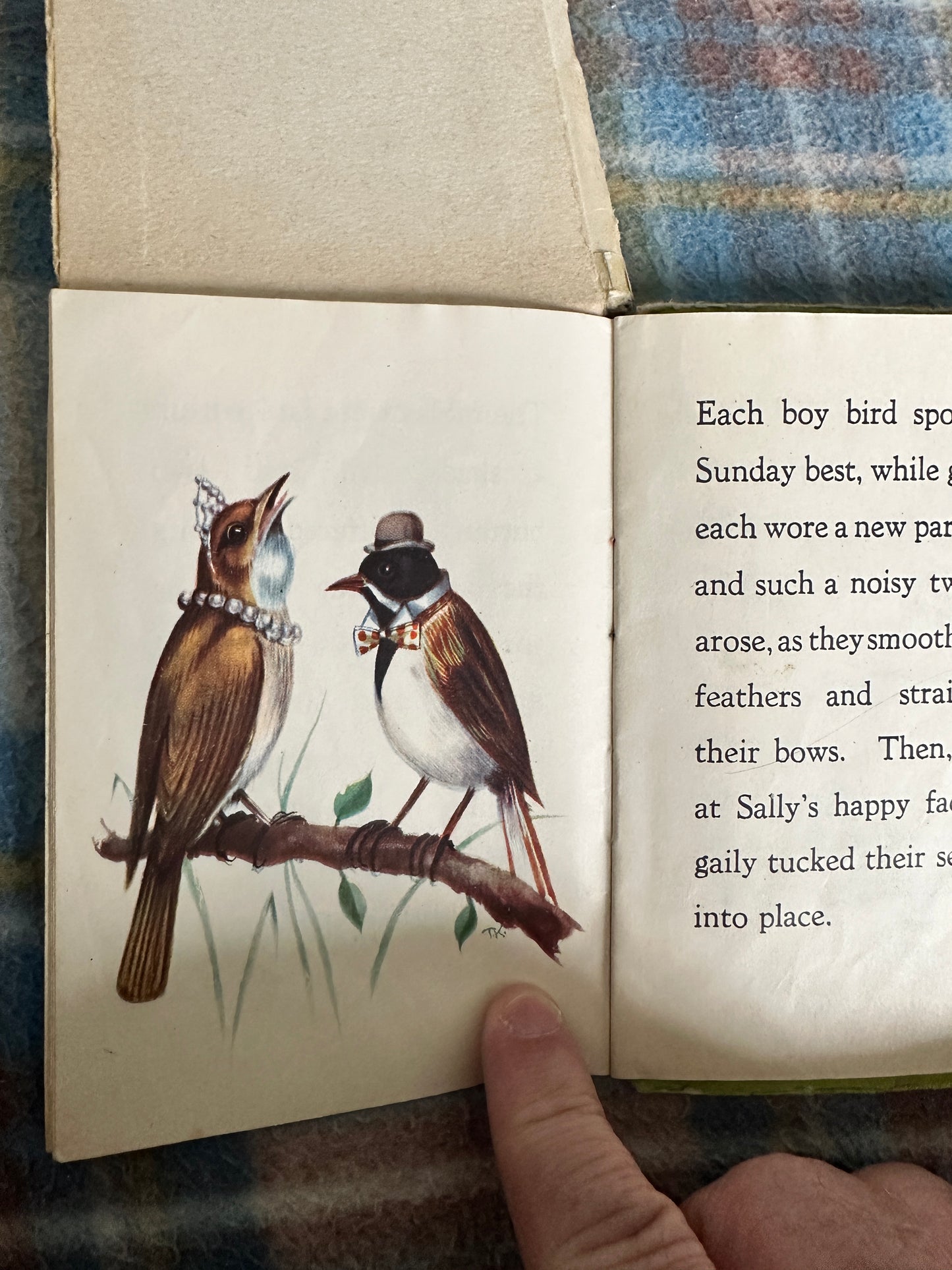 1940’s 2 x Peekobooks without covers Ruby The Robin & Sally The Sparrow - Patience Powell(Perry Colour Books Ltd)