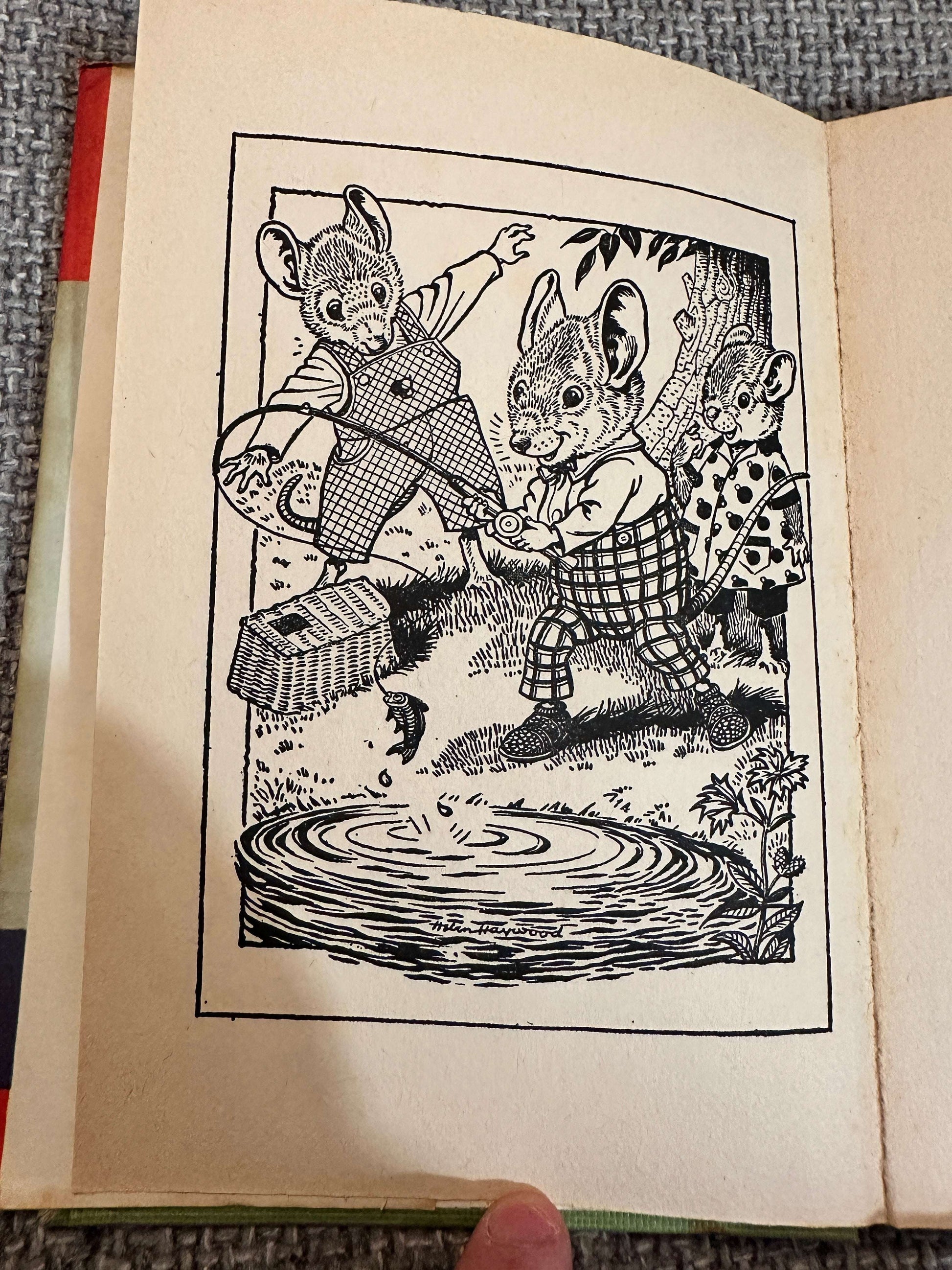 1958*1st* Master Mouse The Madcap - Children’s Own Series (Jacqueline Clayton) (Illust Helen Haywood) Thomas Nelson & Sons Ltd