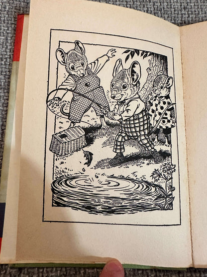 1958*1st* Master Mouse The Madcap - Children’s Own Series (Jacqueline Clayton) (Illust Helen Haywood) Thomas Nelson & Sons Ltd