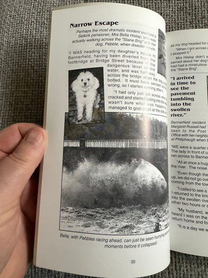1997 Troubled Waters Recalling The Flood Of ‘77 - Kirkhope Primary School Etterickbridge (Bordersprint Ltd)