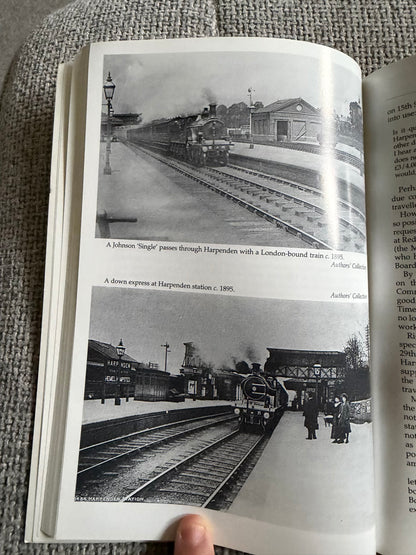 2002 The Harpenden To Hemel Hempstead Railway (The Nickey Line) Sue & Geoff Woodward (The Oakwood Press)