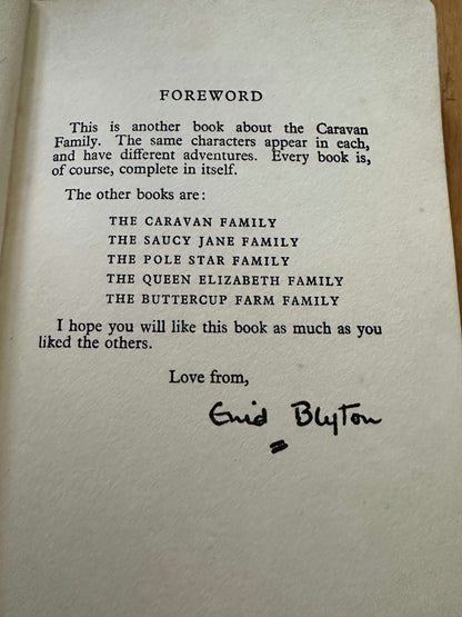 1958 The Seaside Family - Enid Blyton (Ruth Gervis Illust) Lutterworth Press