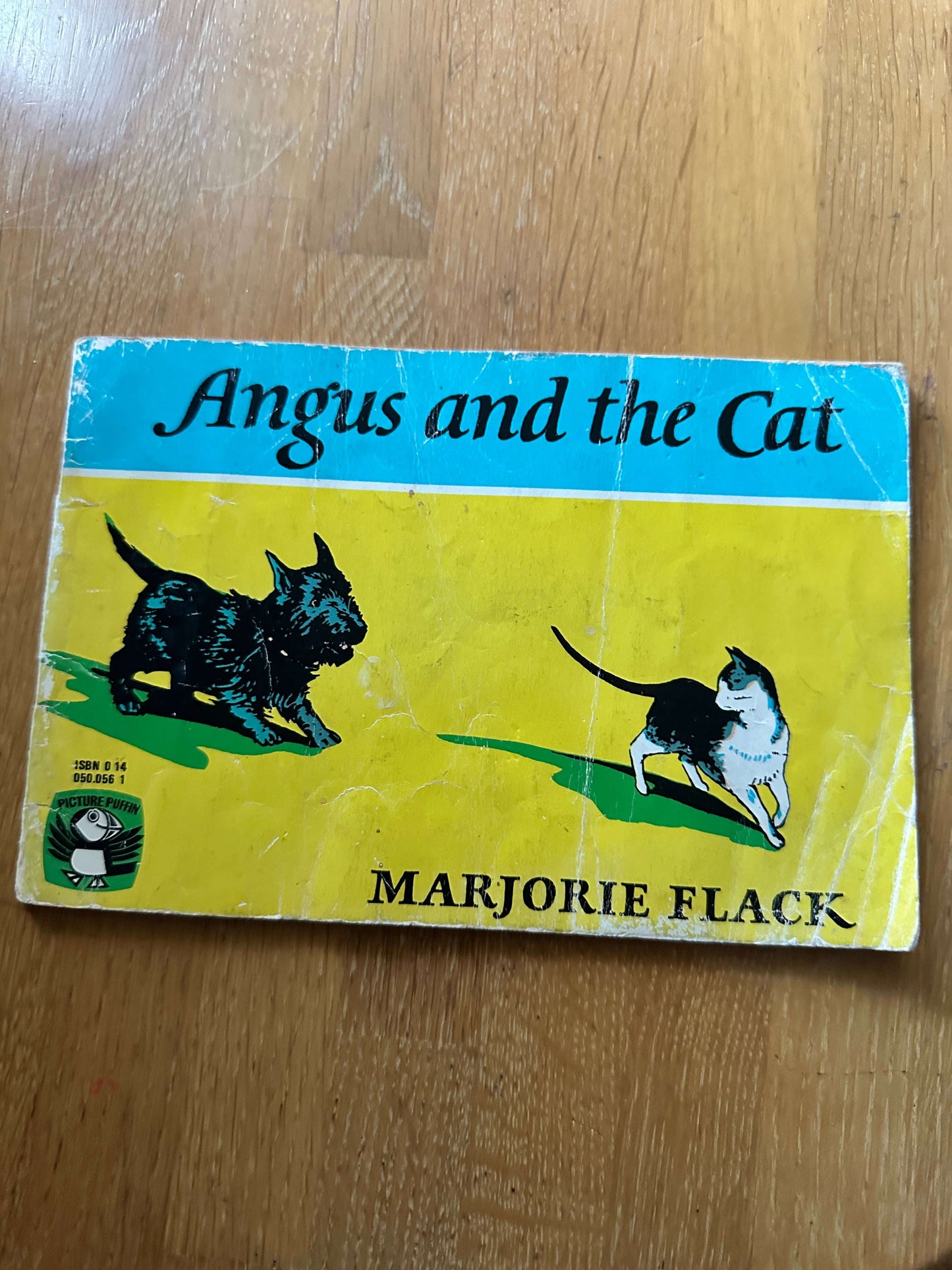 1972 Angus & The Cat - Marjorie Flack (Penguin Books)
