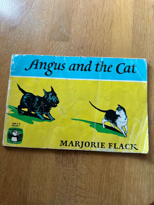 1972 Angus & The Cat - Marjorie Flack (Penguin Books)