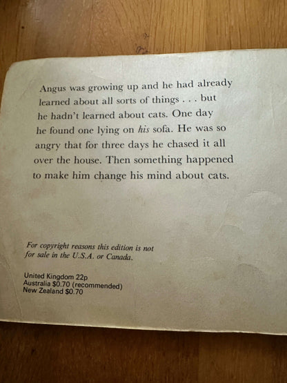 1972 Angus & The Cat - Marjorie Flack (Penguin Books)