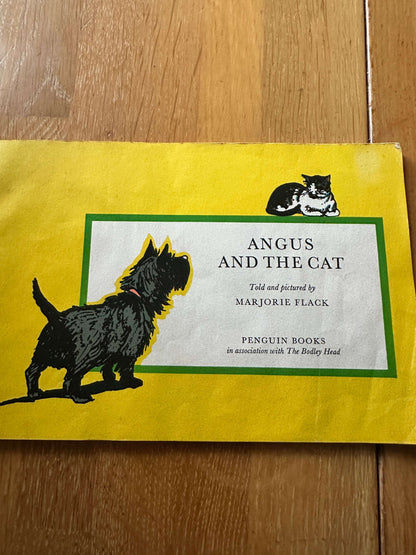 1972 Angus & The Cat - Marjorie Flack (Penguin Books)