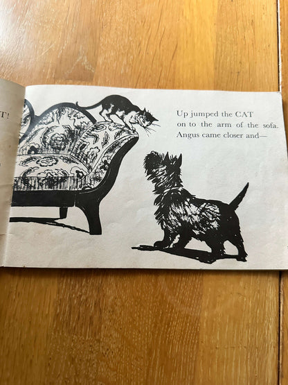 1972 Angus & The Cat - Marjorie Flack (Penguin Books)