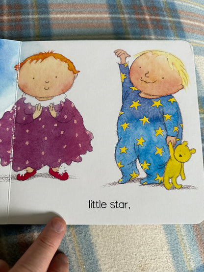 2018 Twinkle Twinkle Little Star- Annie Kubler Illust Child’s Play Bookbug