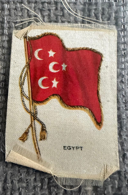 12 x Vintage Wix / B.D.V. Tobacco Silk Flag Cards — World Flags Collection c.1910s–1930s