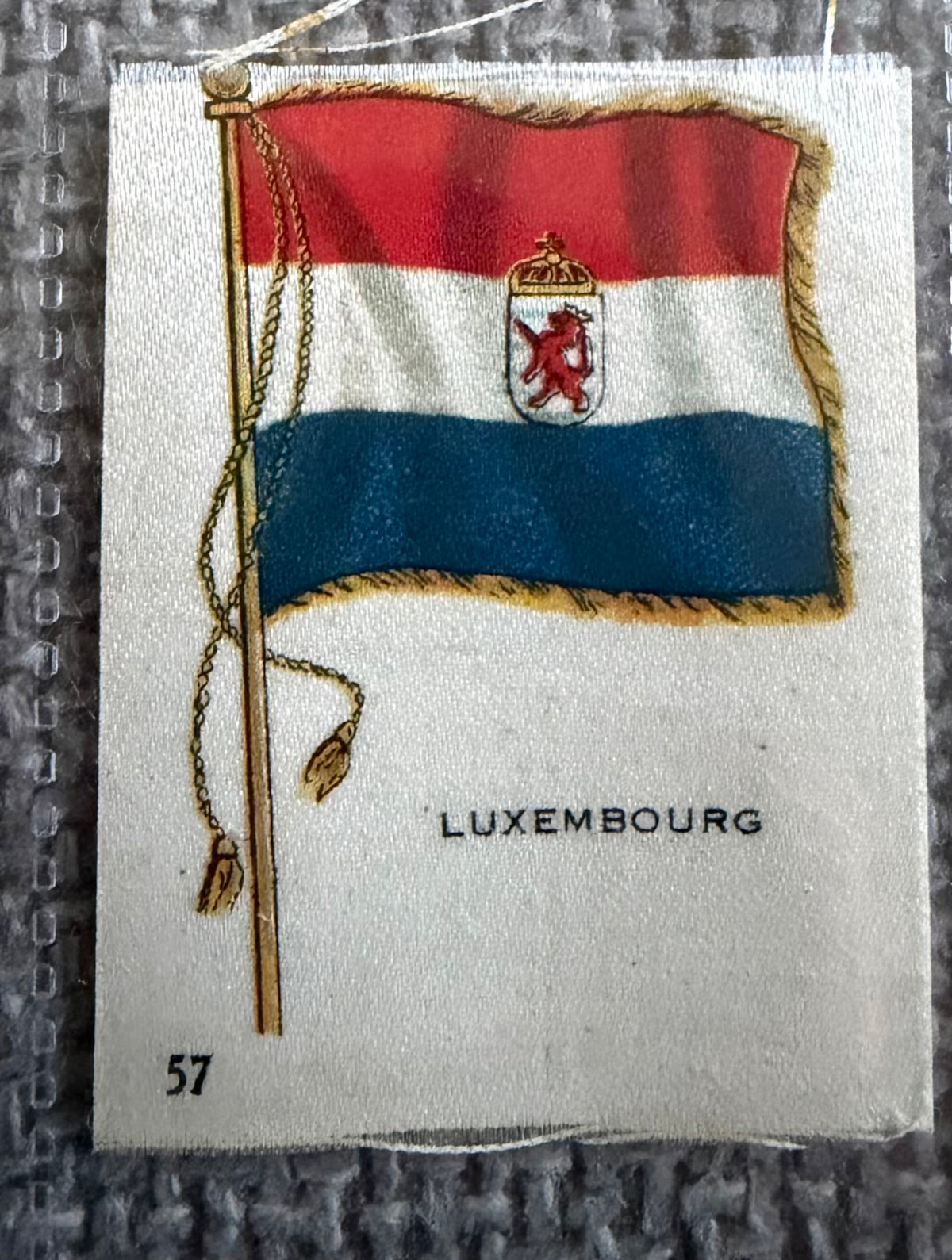 12 x Vintage Wix / B.D.V. Tobacco Silk Flag Cards — World Flags Collection c.1910s–1930s.