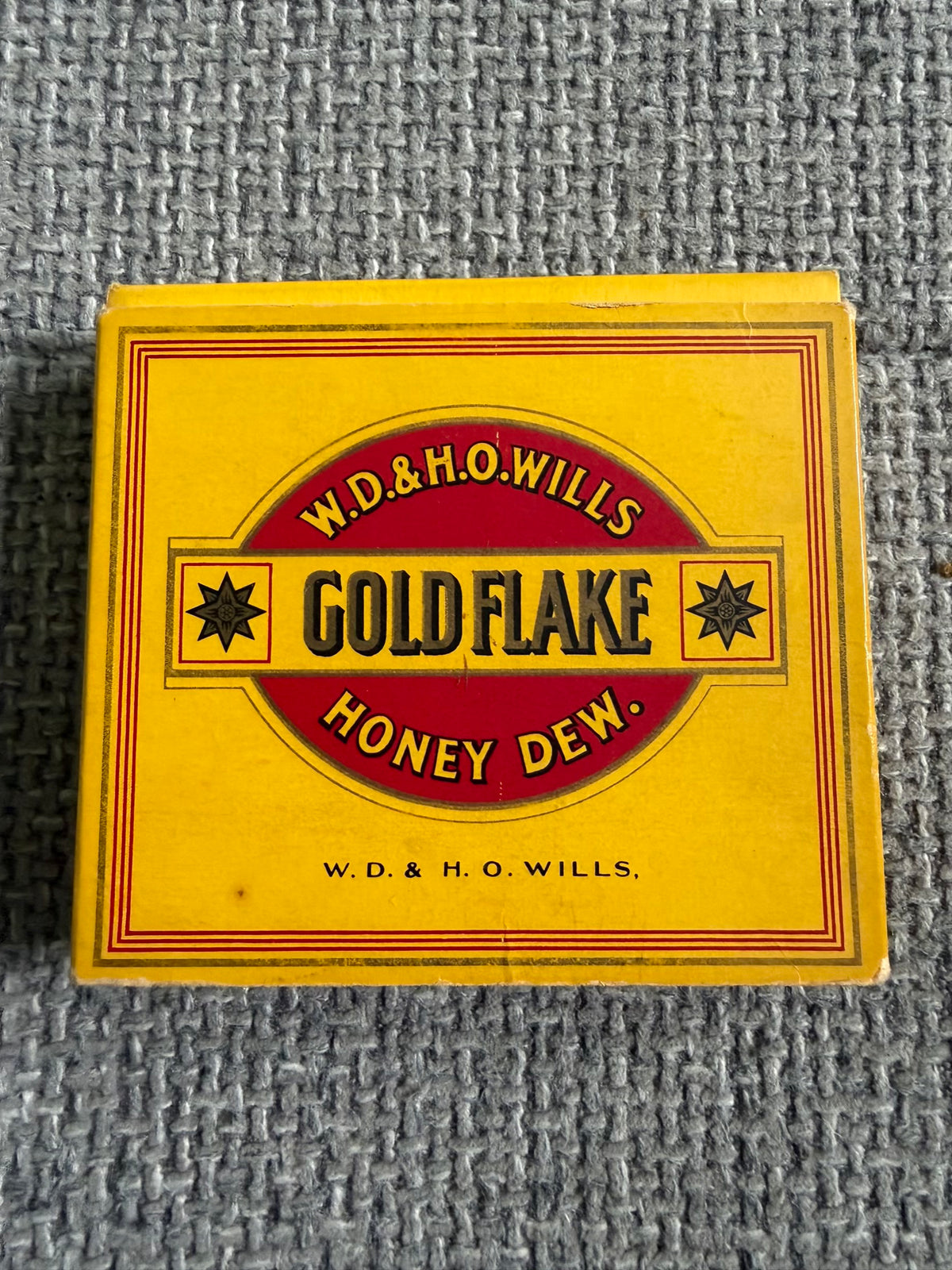 Wills's Gold Flake "Honey Dew" — Vintage Cigarette Box · Dublin Made
