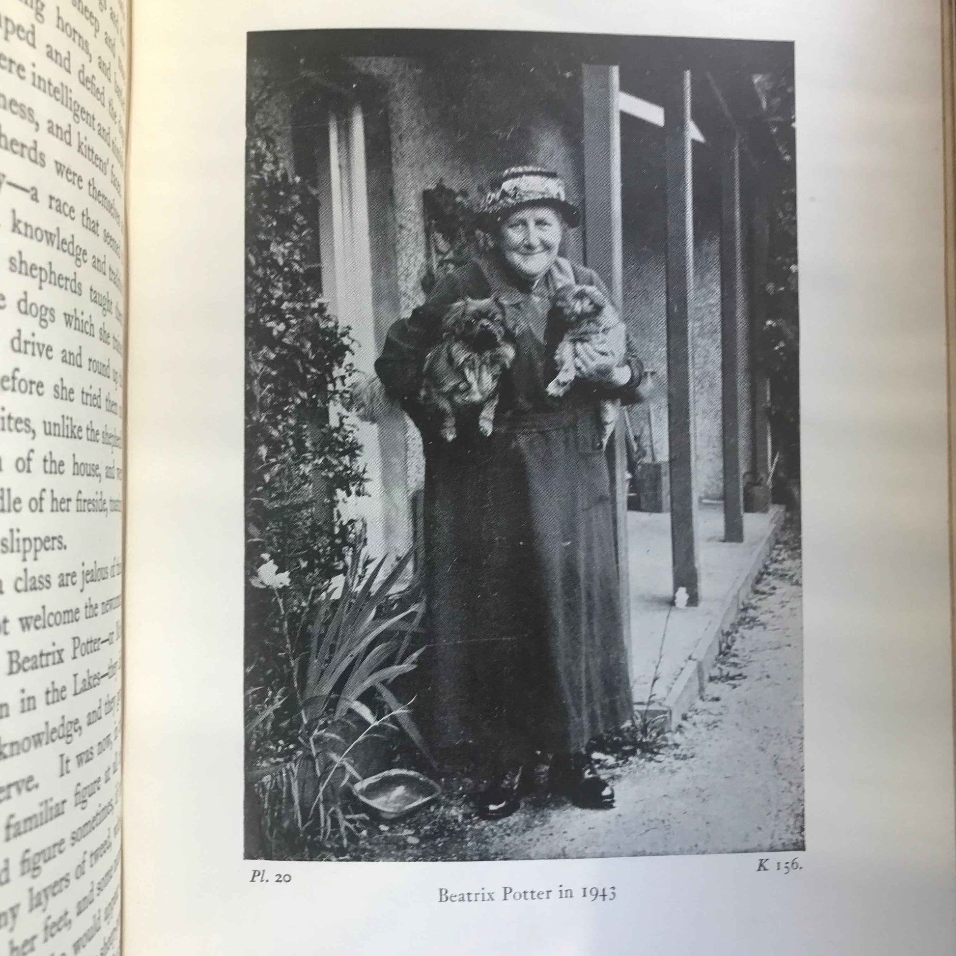 1947 Beatrix Potter Biography: The Tale Of Beatrix Potter by Margaret Lane (Frederick Warne & Co Ltd) - Honeyburn Books (UK)