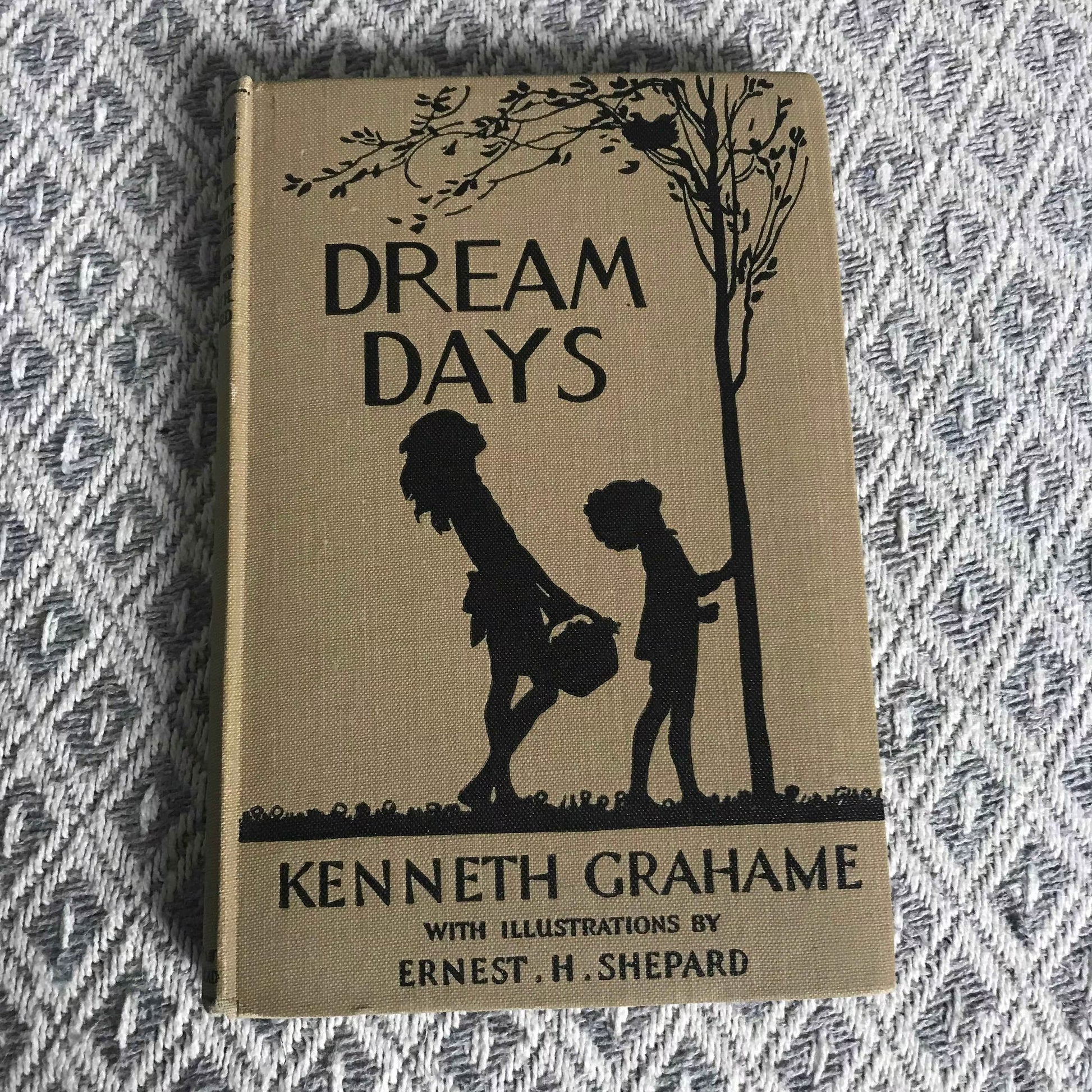 1945 Dream Days Book by Kenneth Grahame - Illustrated by Ernest Shepard, John Lane The Bodley Head Publisher - Honeyburn Books (UK)