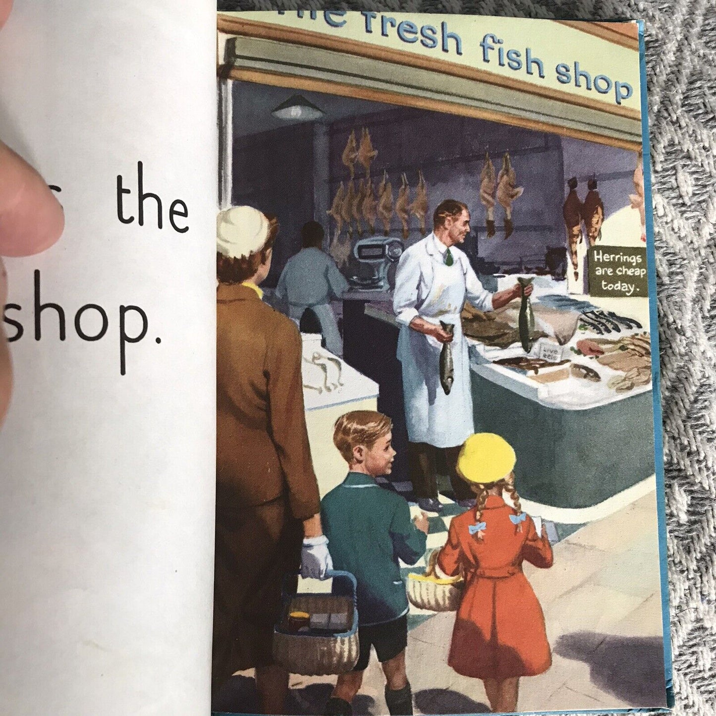 1958 Shopping With Mother(Series 563) ME Gagg (Ladybird)Wills & Hepworth