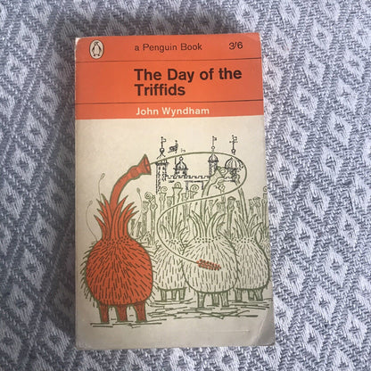 1963 The Day Of The Triffids - John Wyndham(Penguin Books)