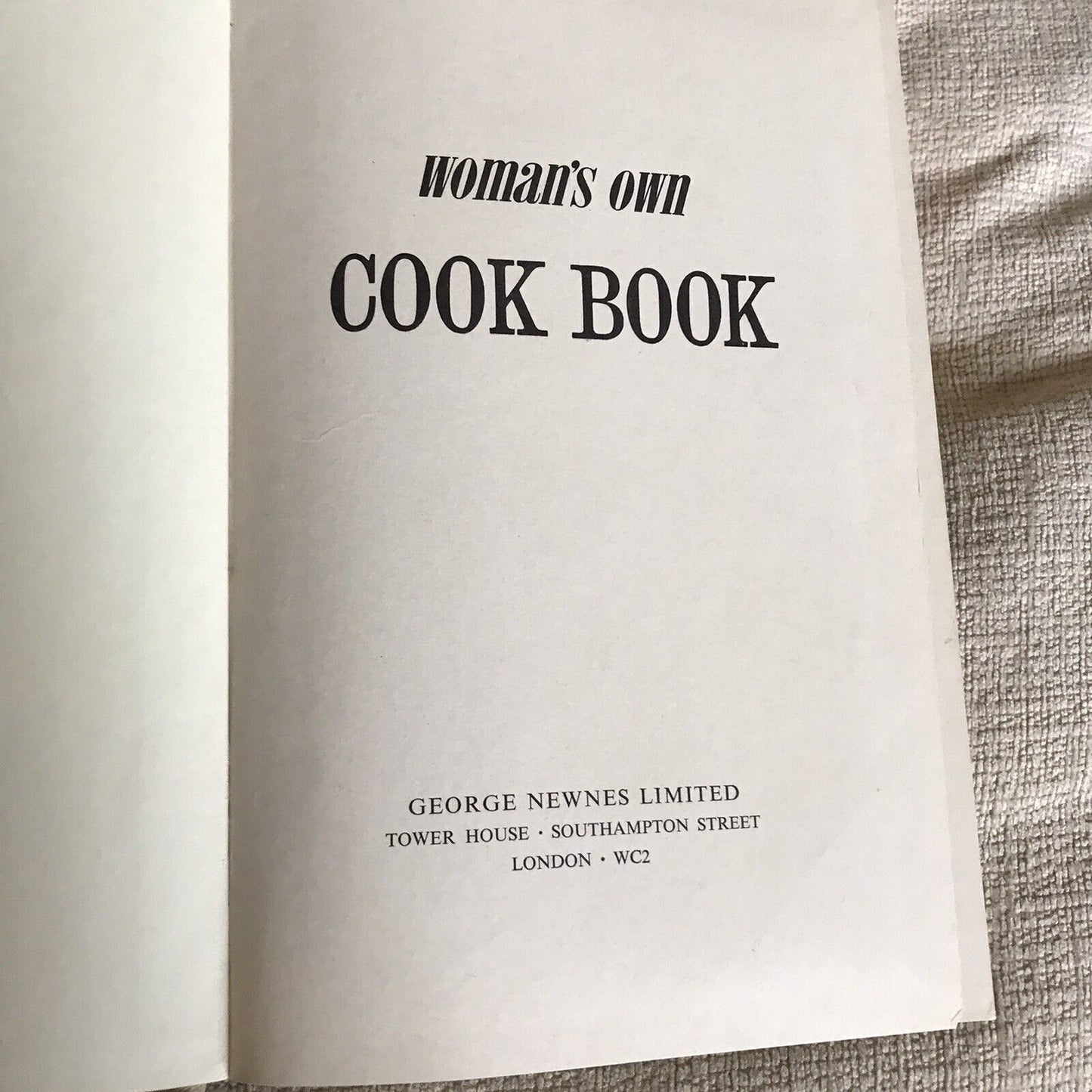 1964 Woman's Own Cook Book (George Newnes Pub)