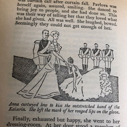 1960 The Dancing Star (Anna Pavlova Story)Gladys Malvern (Dodo Adler Illust)Collin